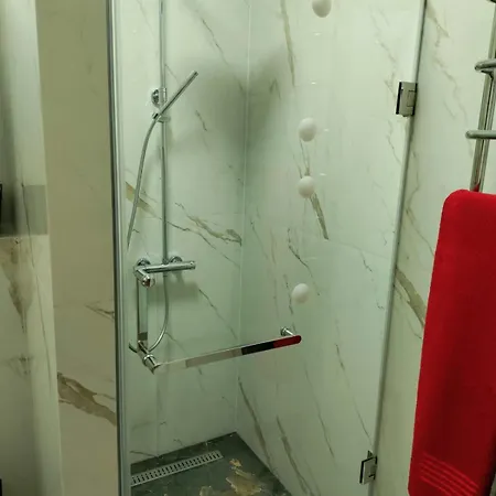 в поляне Apartment